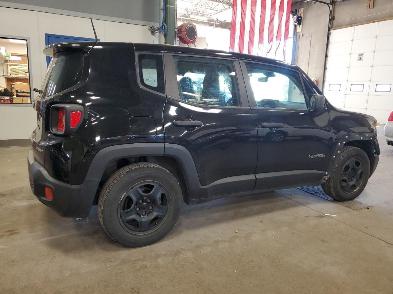 2015 Jeep Renegade Sport - Фото 3
