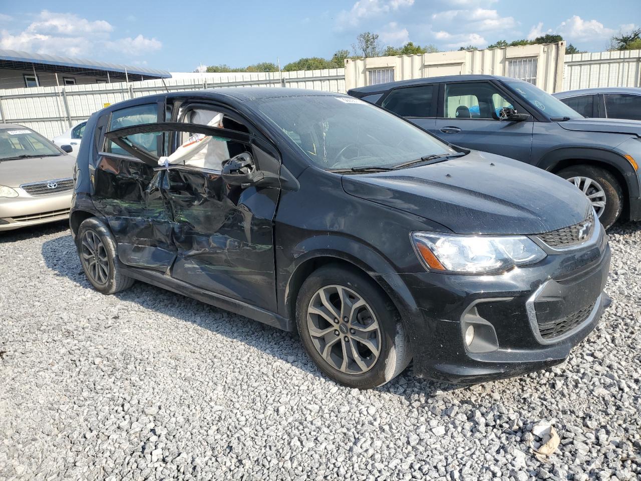 2019 Chevrolet Sonic Lt - Фото 4