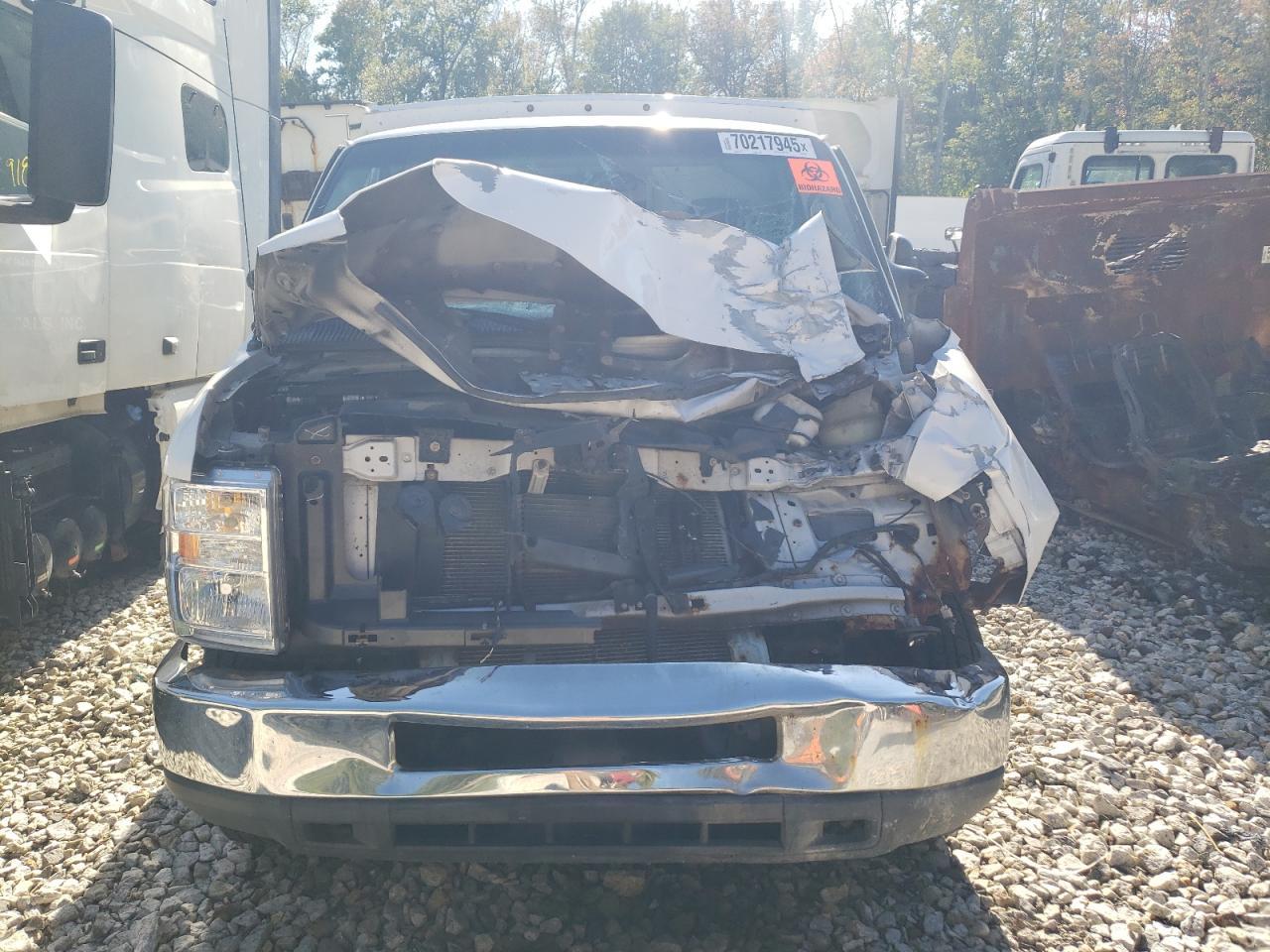 2010 Ford Econoline E350 Super Duty Cutaway Van - Image 5