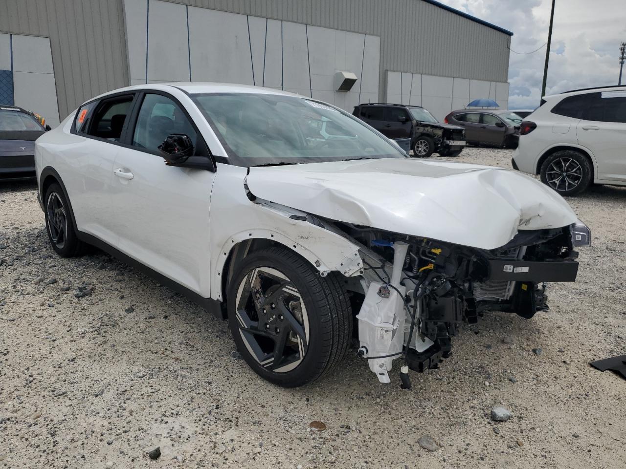 2025 Kia K4 Ex - Фото 4