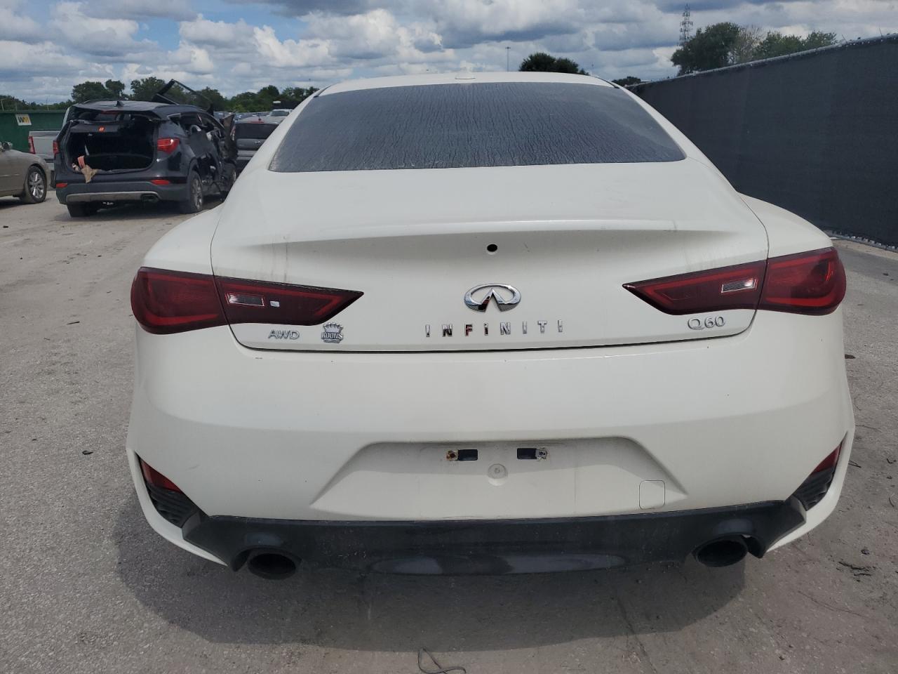 2017 Infiniti Q60 Premium - Image 6