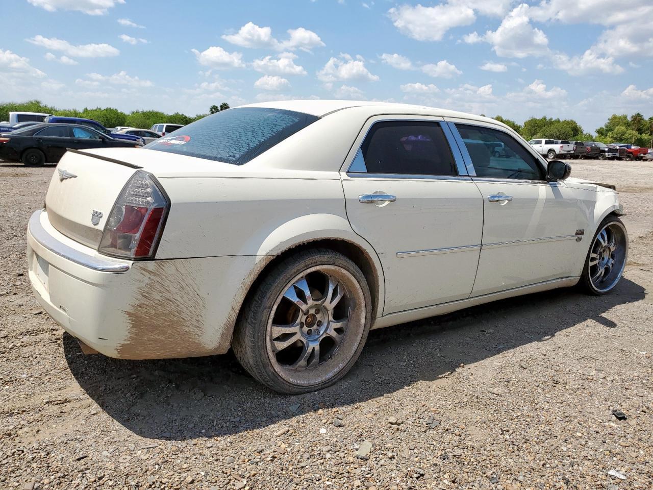 2007 Chrysler 300C - Фото 3