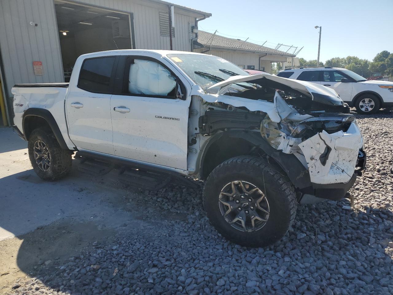 2025 Chevrolet Colorado Zr2 - Image 4