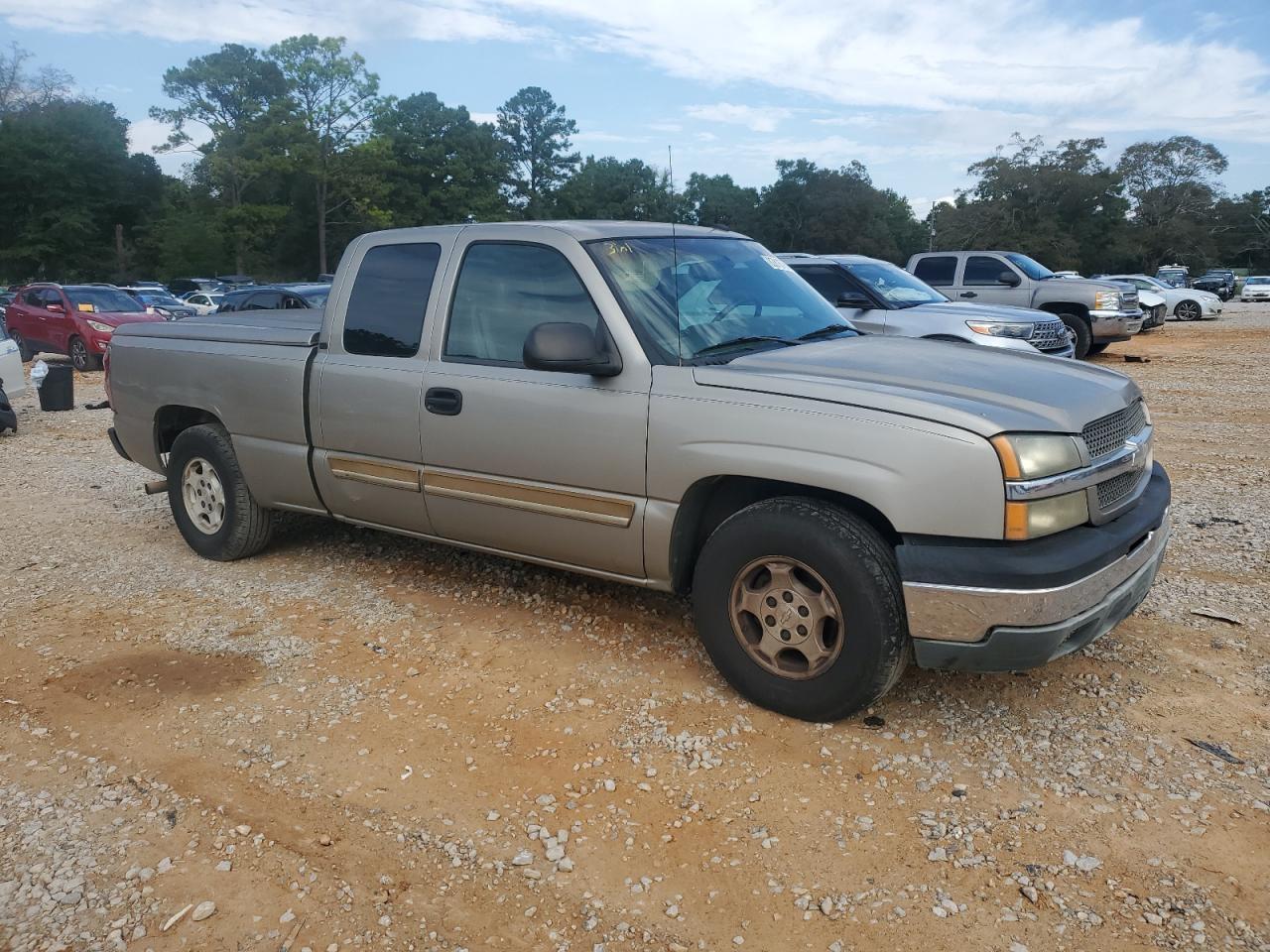 2003 Chevrolet Silverado C1500 - Image 4