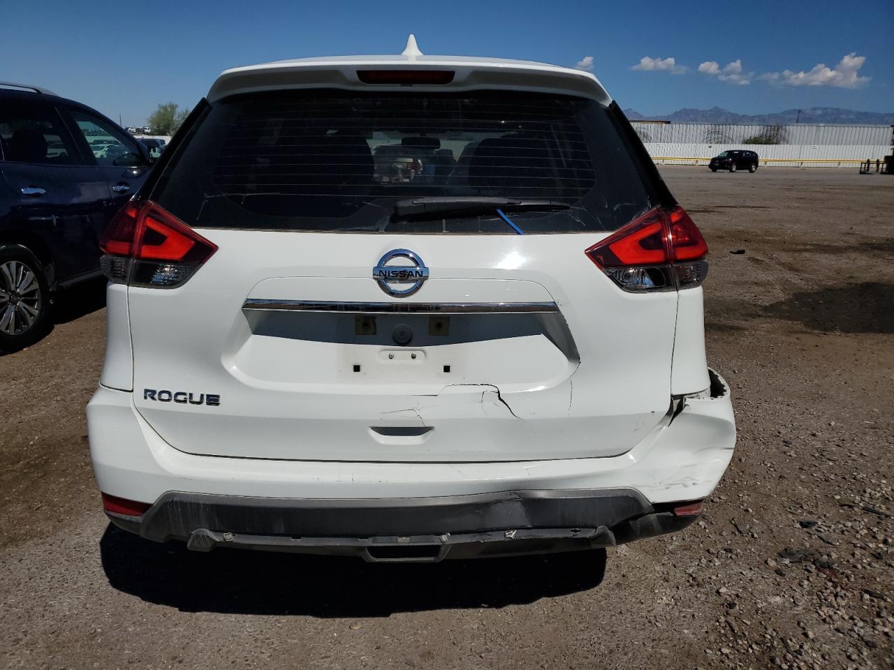 2017 Nissan Rogue S - Image 6