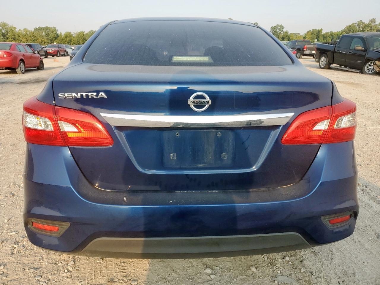 2019 Nissan Sentra S - Фото 6
