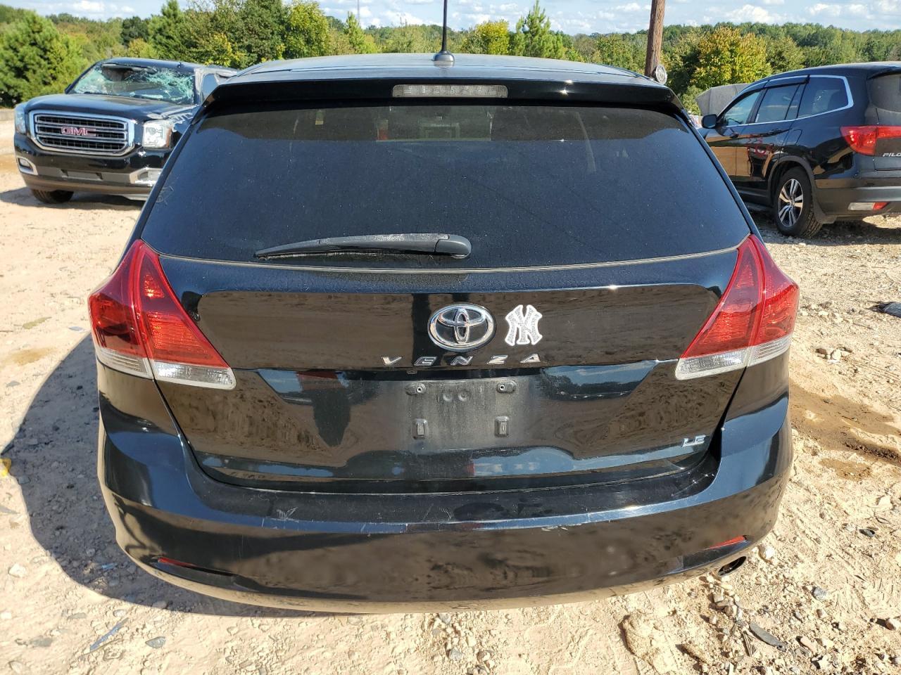 2015 Toyota Venza Le - Image 6