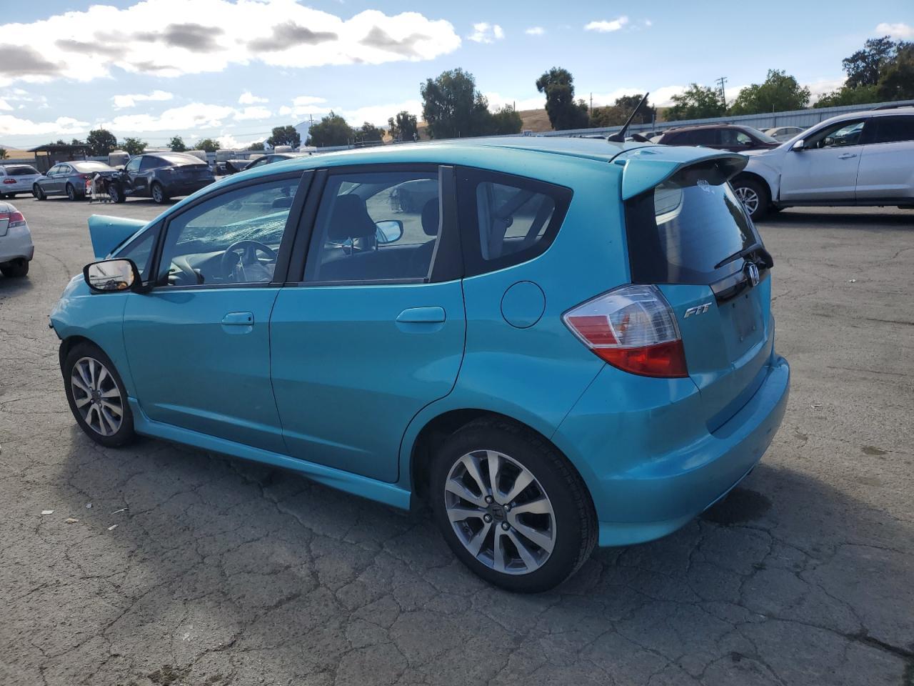 2013 Honda Fit Sport - Фото 2