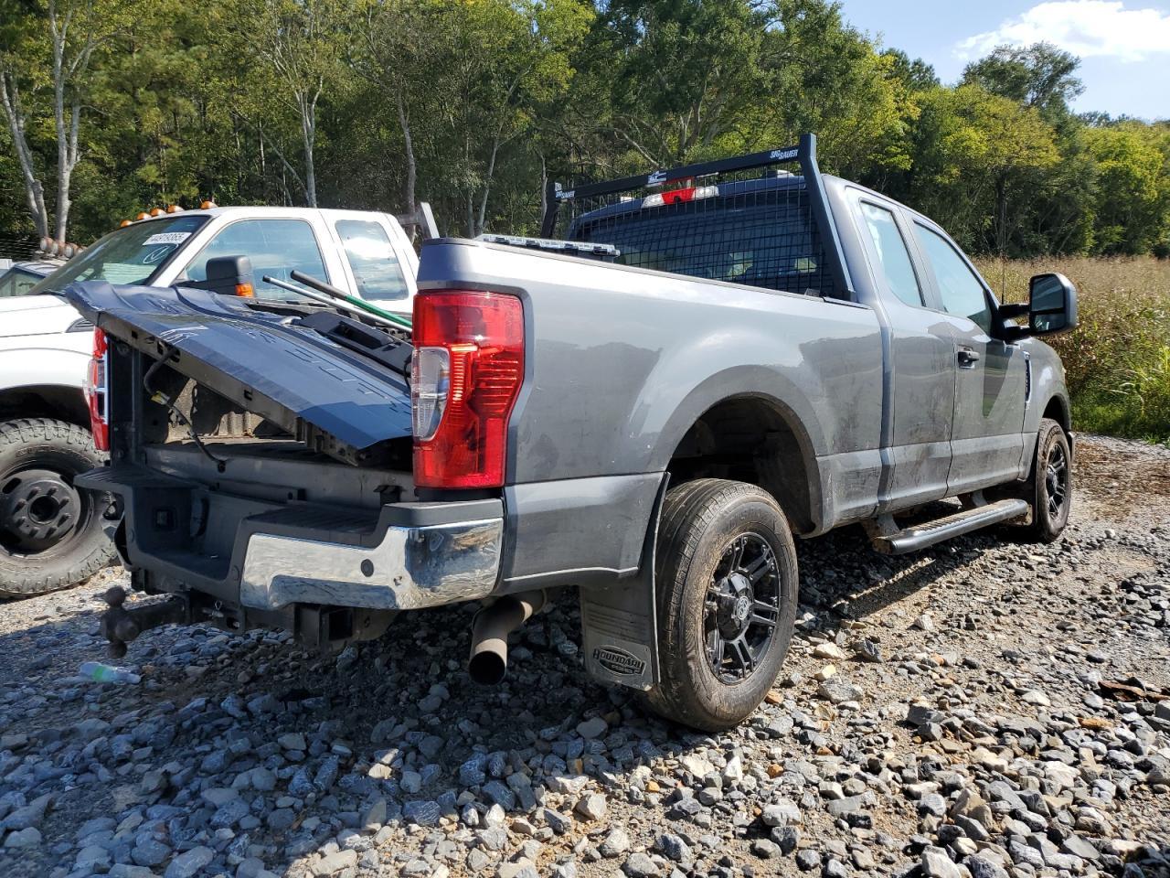 2021 Ford F350 Super Duty - Image 3