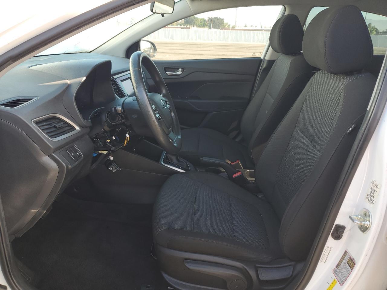 2021 Hyundai Accent Se - Фото 7