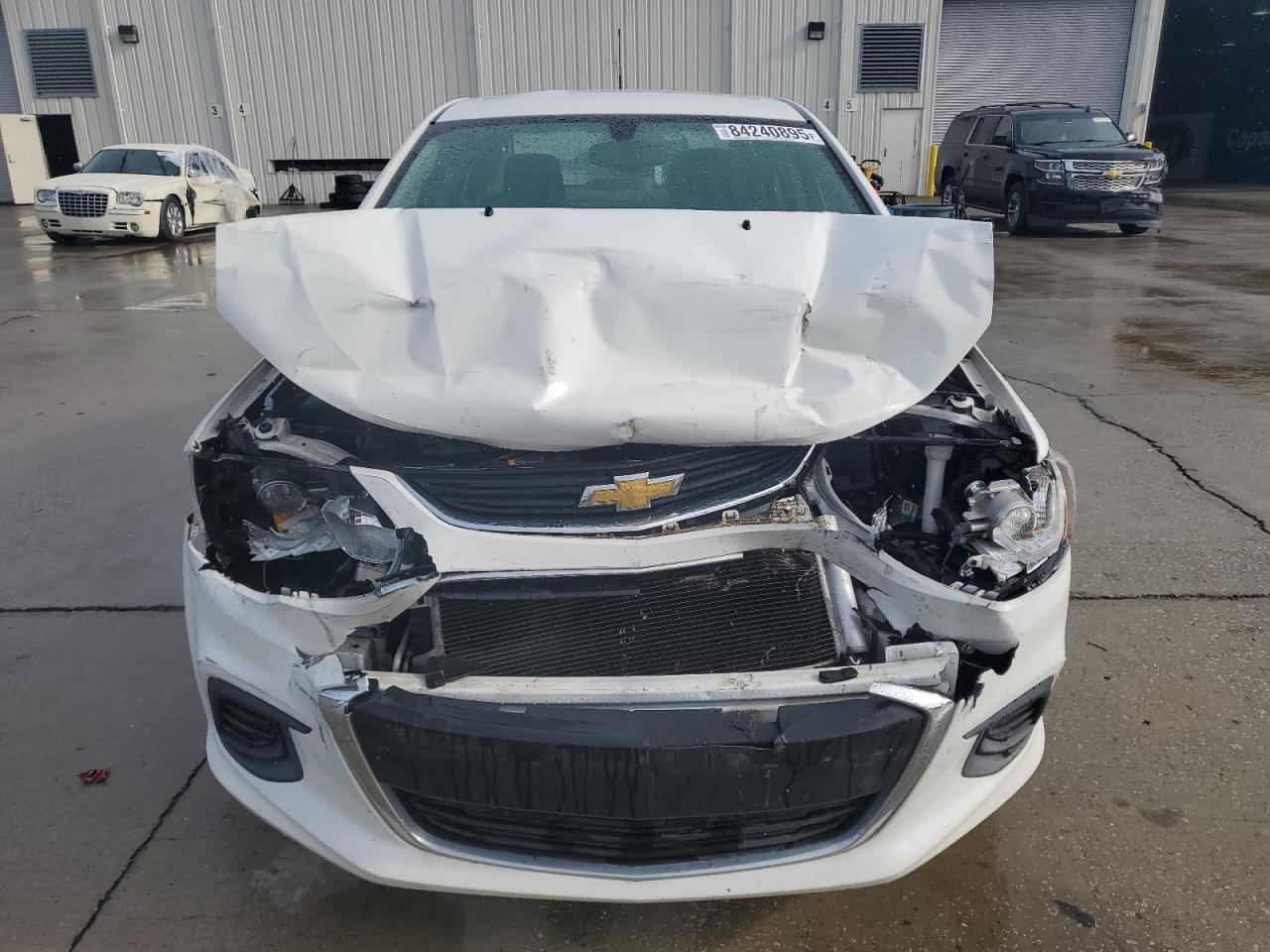 2019 Chevrolet Sonic Lt - Image 5