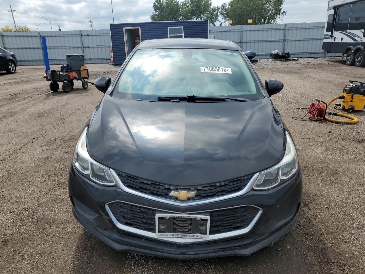 2016 Chevrolet Cruze Ls - Image 5