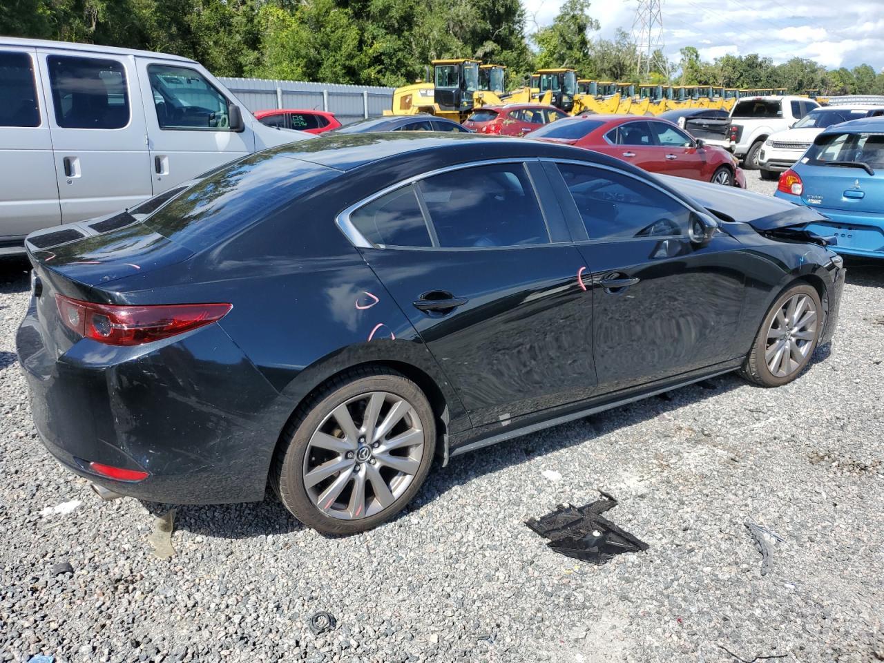 2019 Mazda 3 Preferred Plus - Фото 3