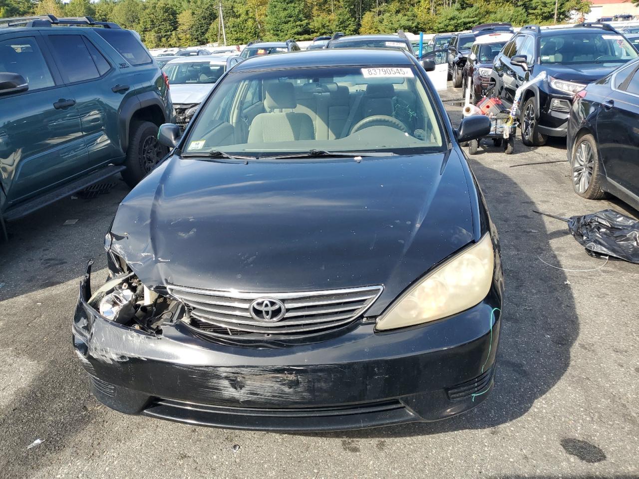 2005 Toyota Camry Le - Image 5