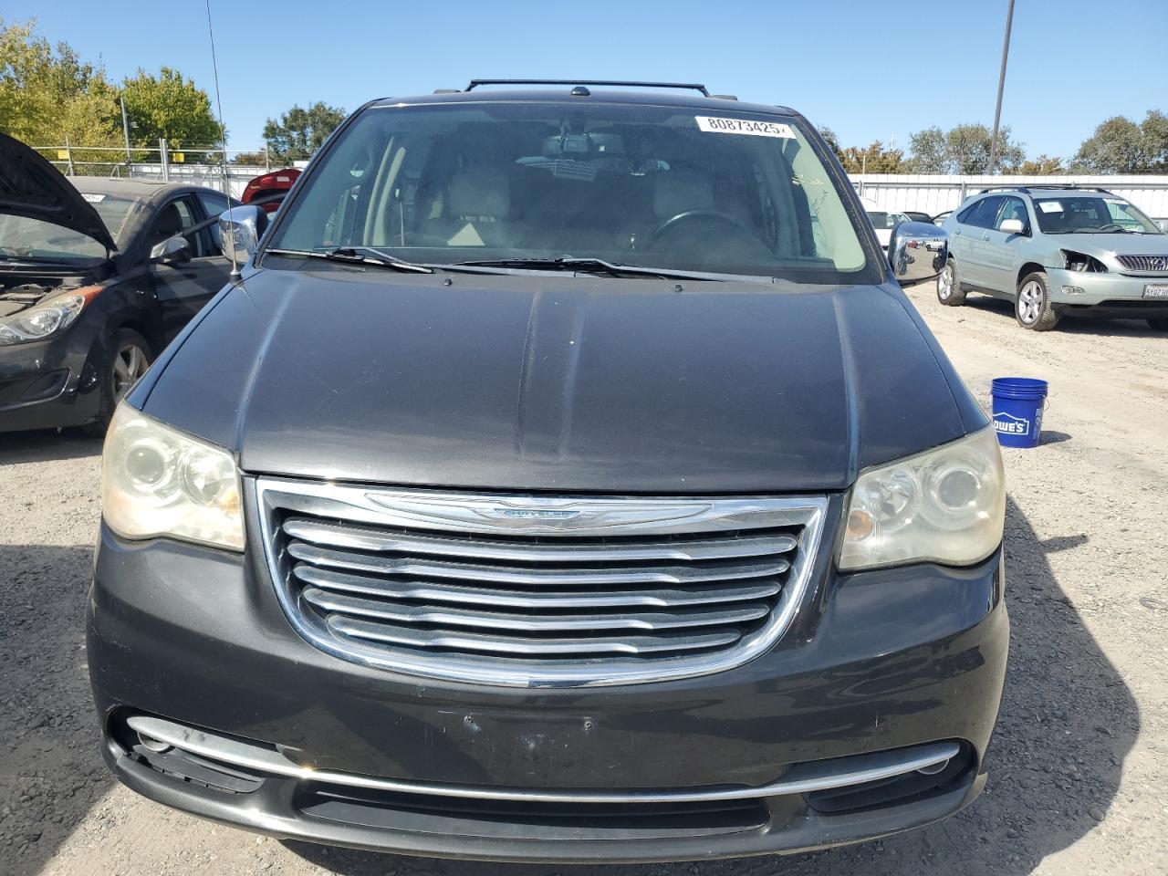 2011 Chrysler Town & Country Limited - Фото 5