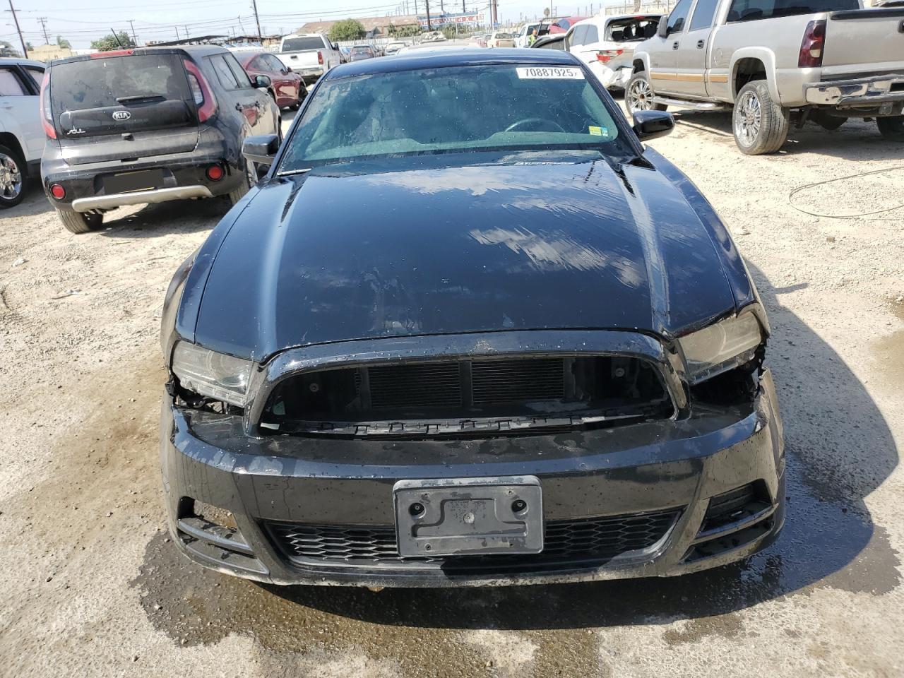 2013 Ford Mustang - Фото 5