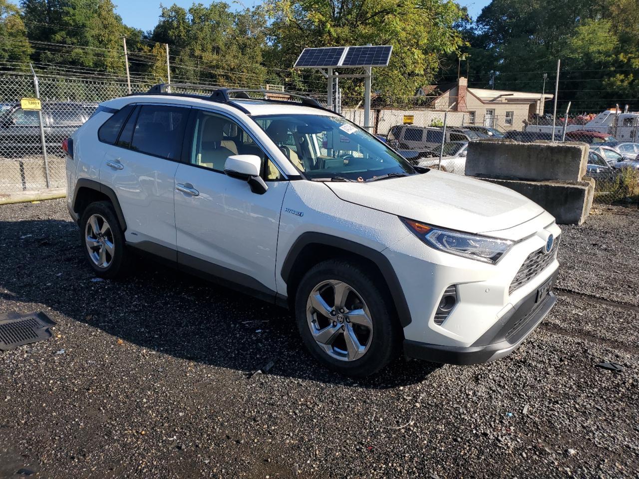 2020 Toyota Rav4 Limited - Фото 4