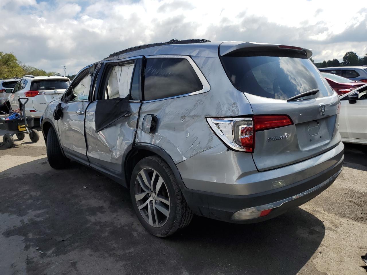 2016 Honda Pilot Touring - Фото 2