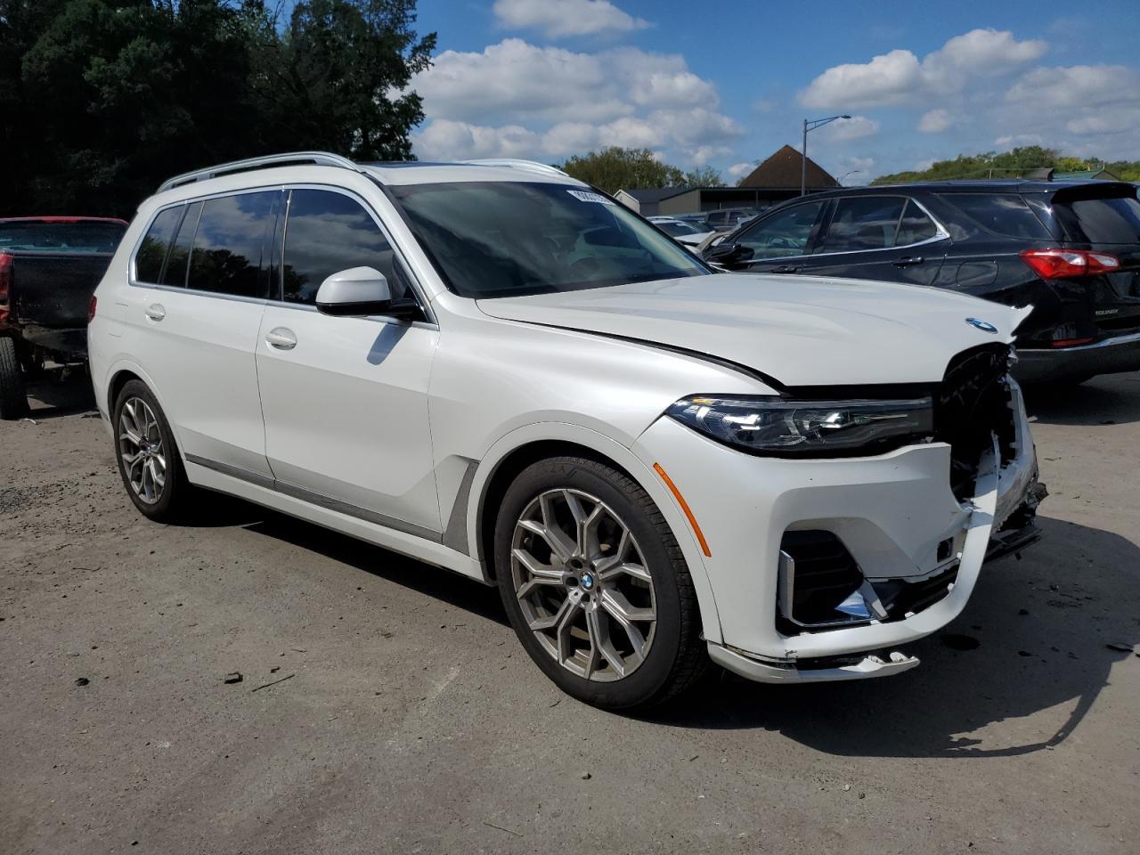 2020 BMW X7 xDrive40I - Фото 4
