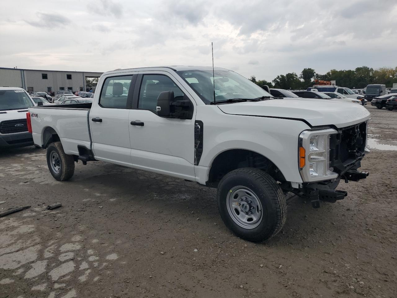 2023 Ford F250 Super Duty - Image 4