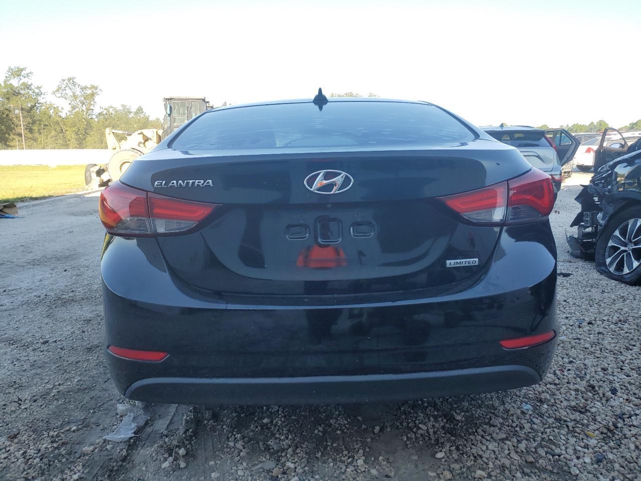 2016 Hyundai Elantra Se - Фото 6