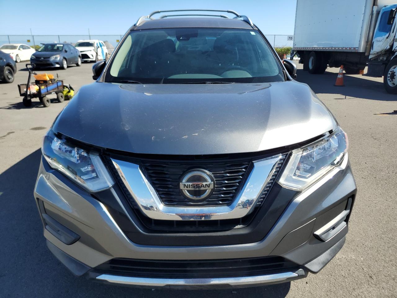 2019 Nissan Rogue S - Image 5