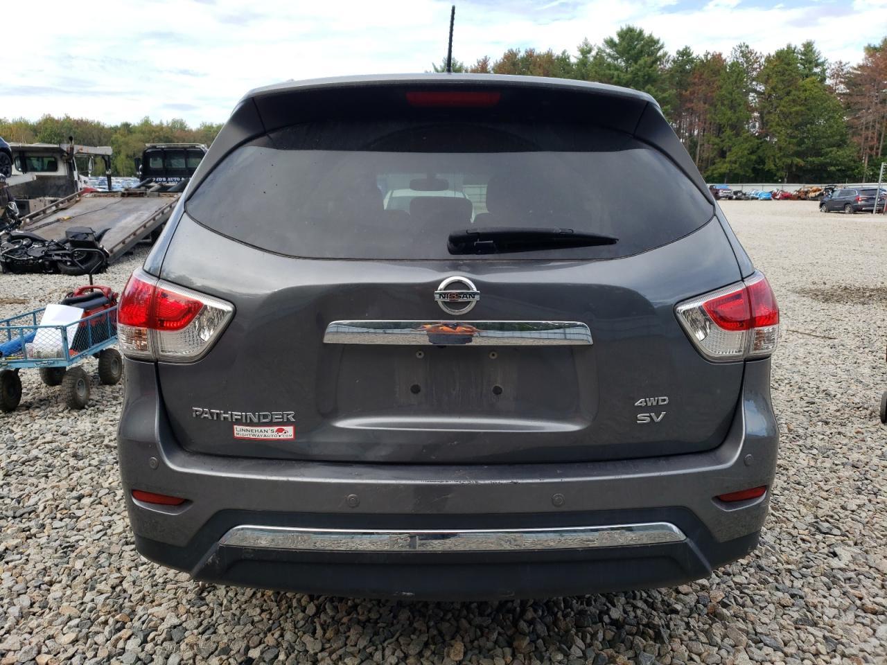 2016 Nissan Pathfinder S - Фото 6