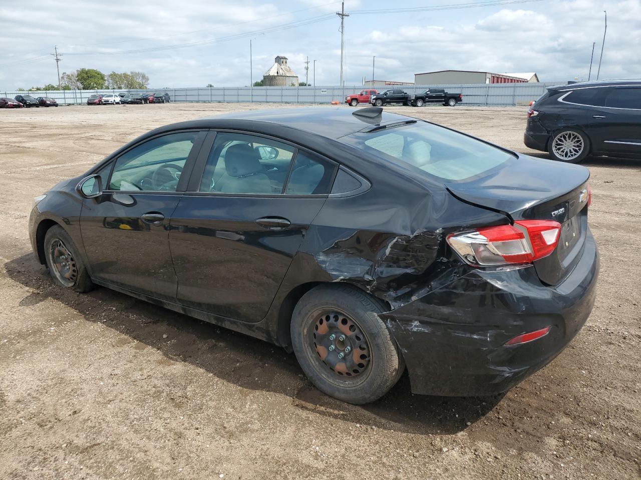2016 Chevrolet Cruze Ls - Image 2