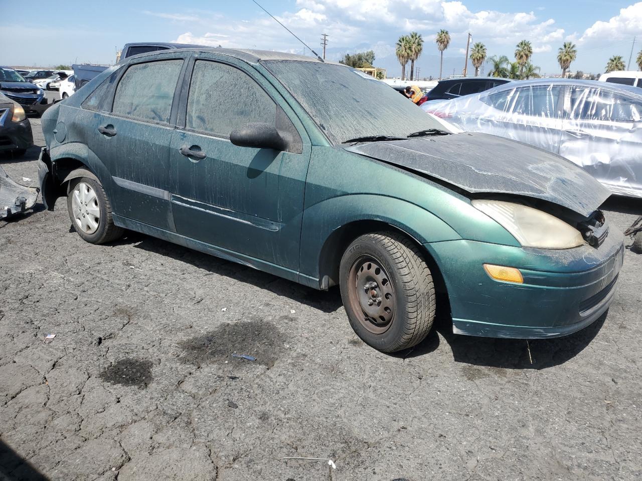 2000 Ford Focus Lx - Image 4