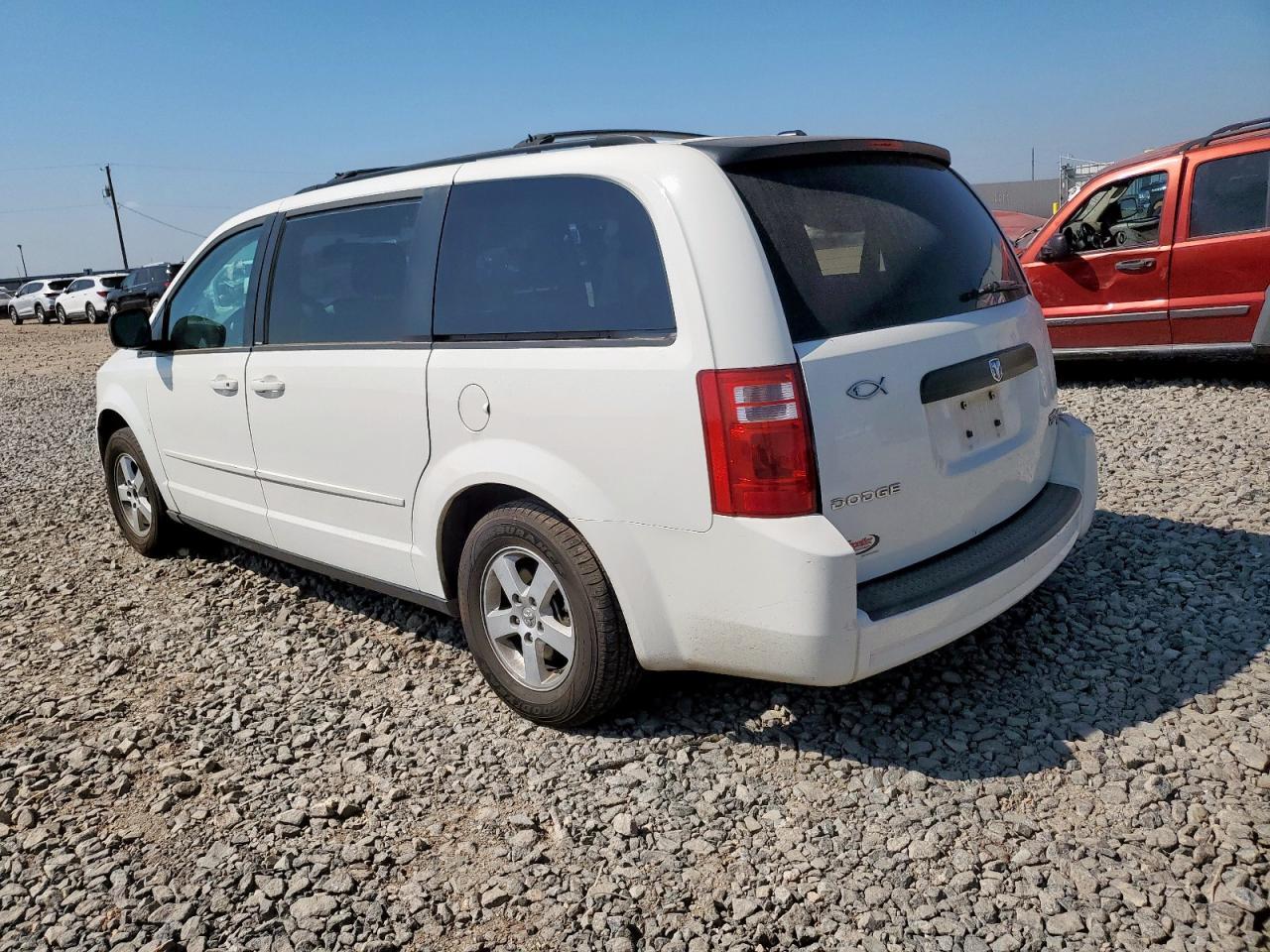 2010 Dodge Grand Caravan Hero - Фото 2