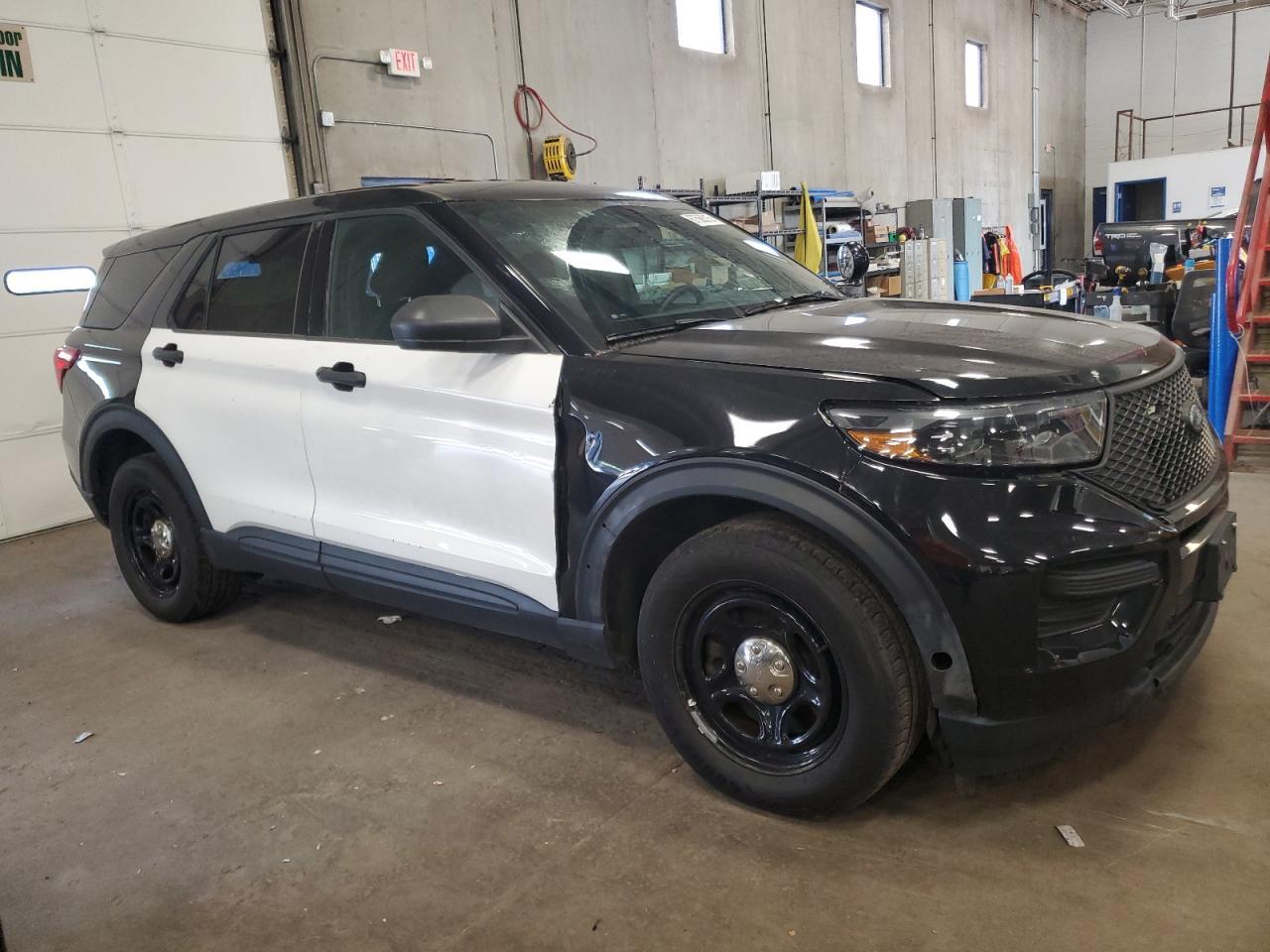 2020 Ford Explorer Police Interceptor - Фото 4