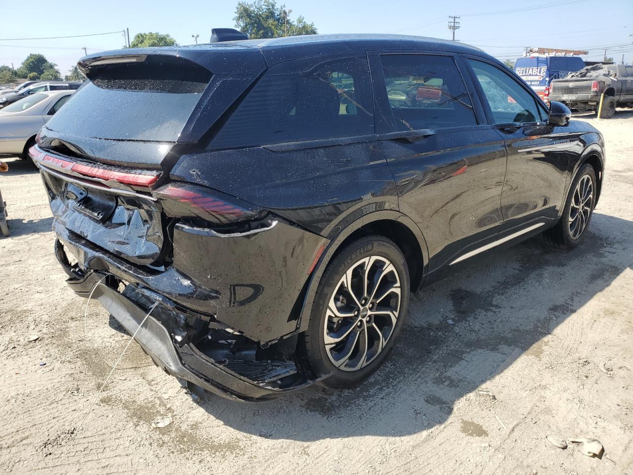 2024 Lincoln Nautilus Reserve - Image 3