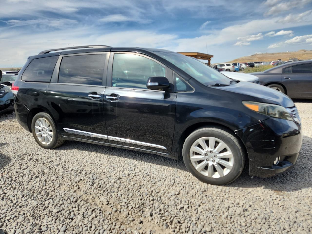2014 Toyota Sienna Xle - Фото 4