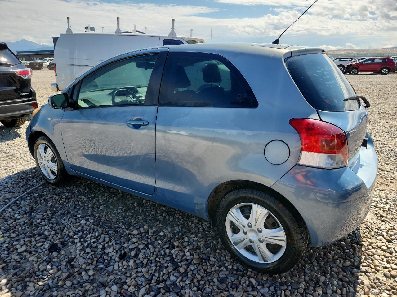 2010 Toyota Yaris - Фото 2