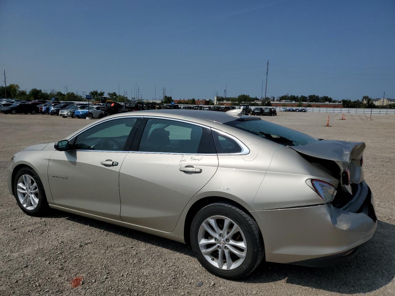 2016 Chevrolet Malibu Lt - Фото 2