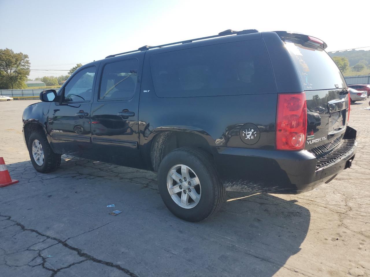 2009 GMC Yukon Xl K1500 Slt - Фото 2