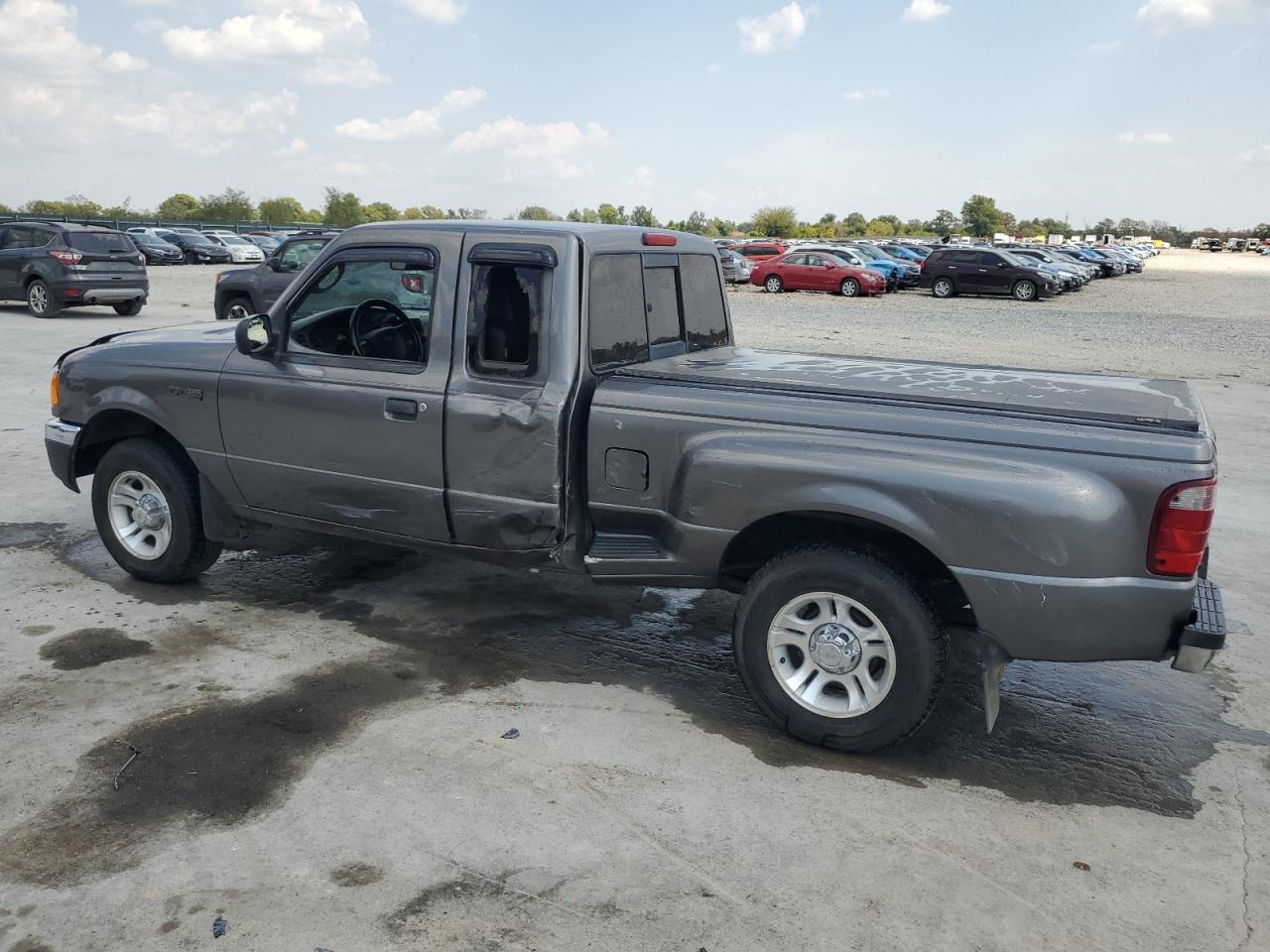 2004 Ford Ranger Super Cab - Image 2
