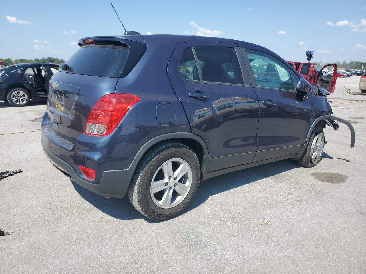 2019 Chevrolet Trax Ls - Фото 3