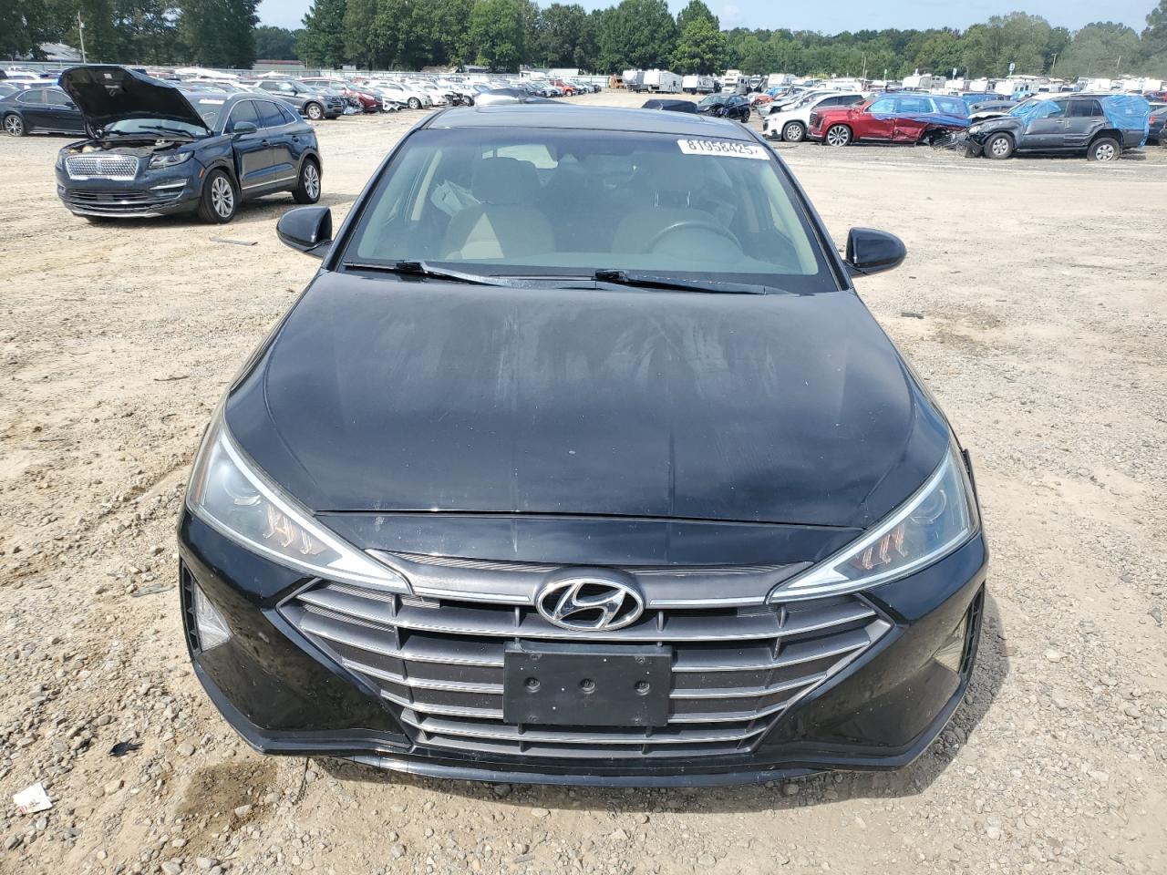 2019 Hyundai Elantra Sel - Image 5