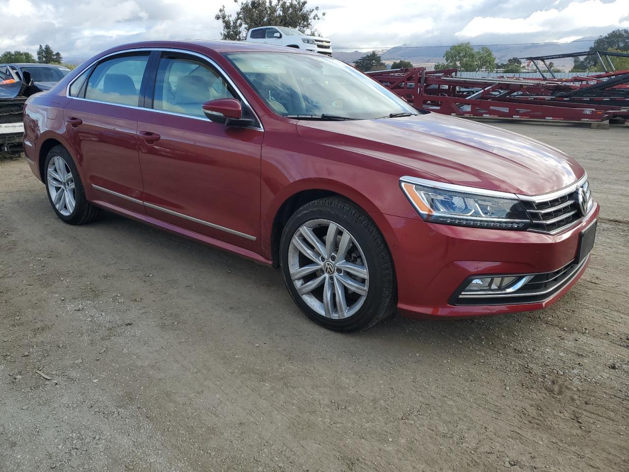 2018 Volkswagen Passat Sel Premium - Фото 4