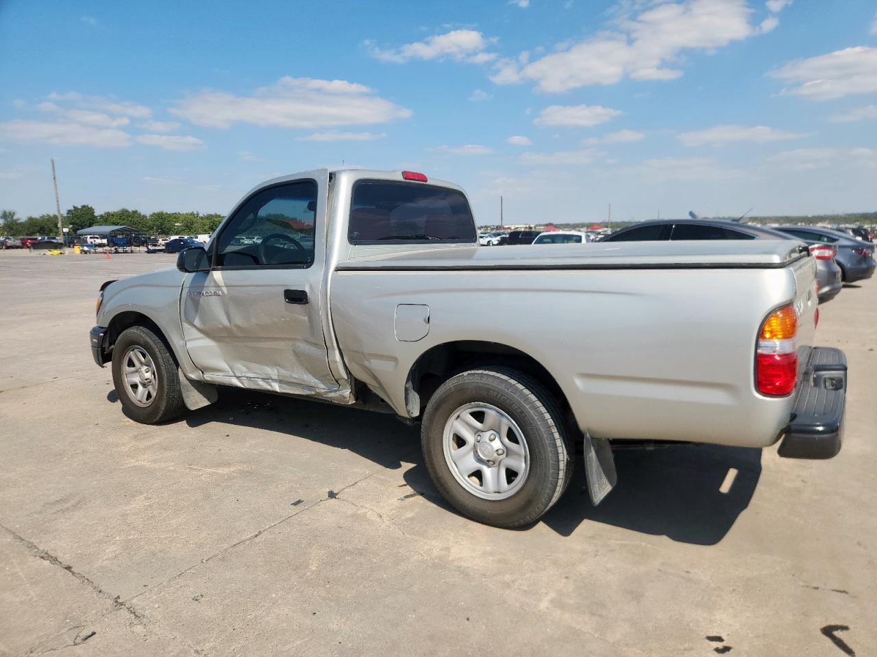 2002 Toyota Tacoma - Image 2