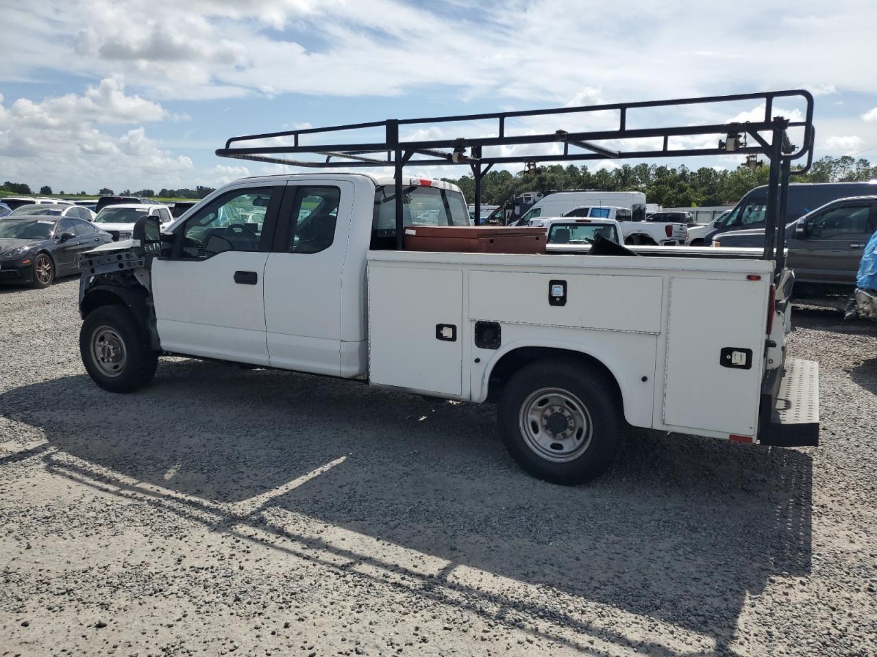2018 Ford F250 Super Duty - Фото 2