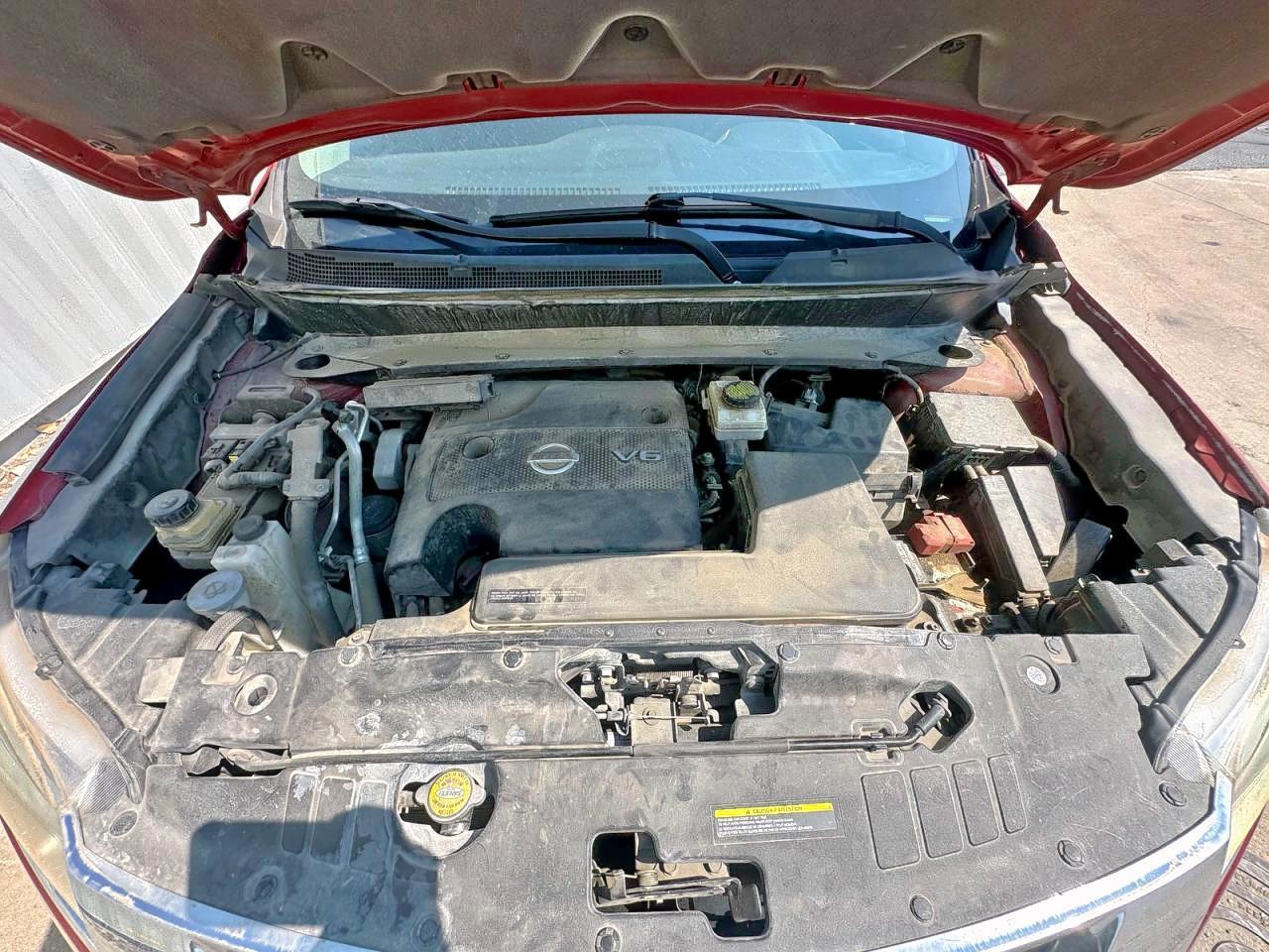 2014 Nissan Pathfinder S - Image 7