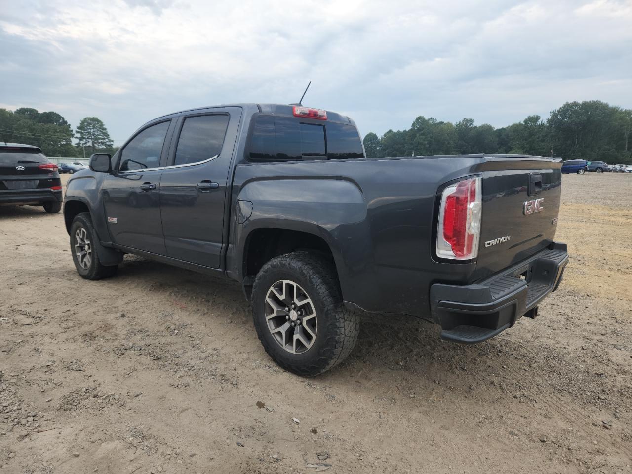 2016 GMC Canyon Sle - Фото 2
