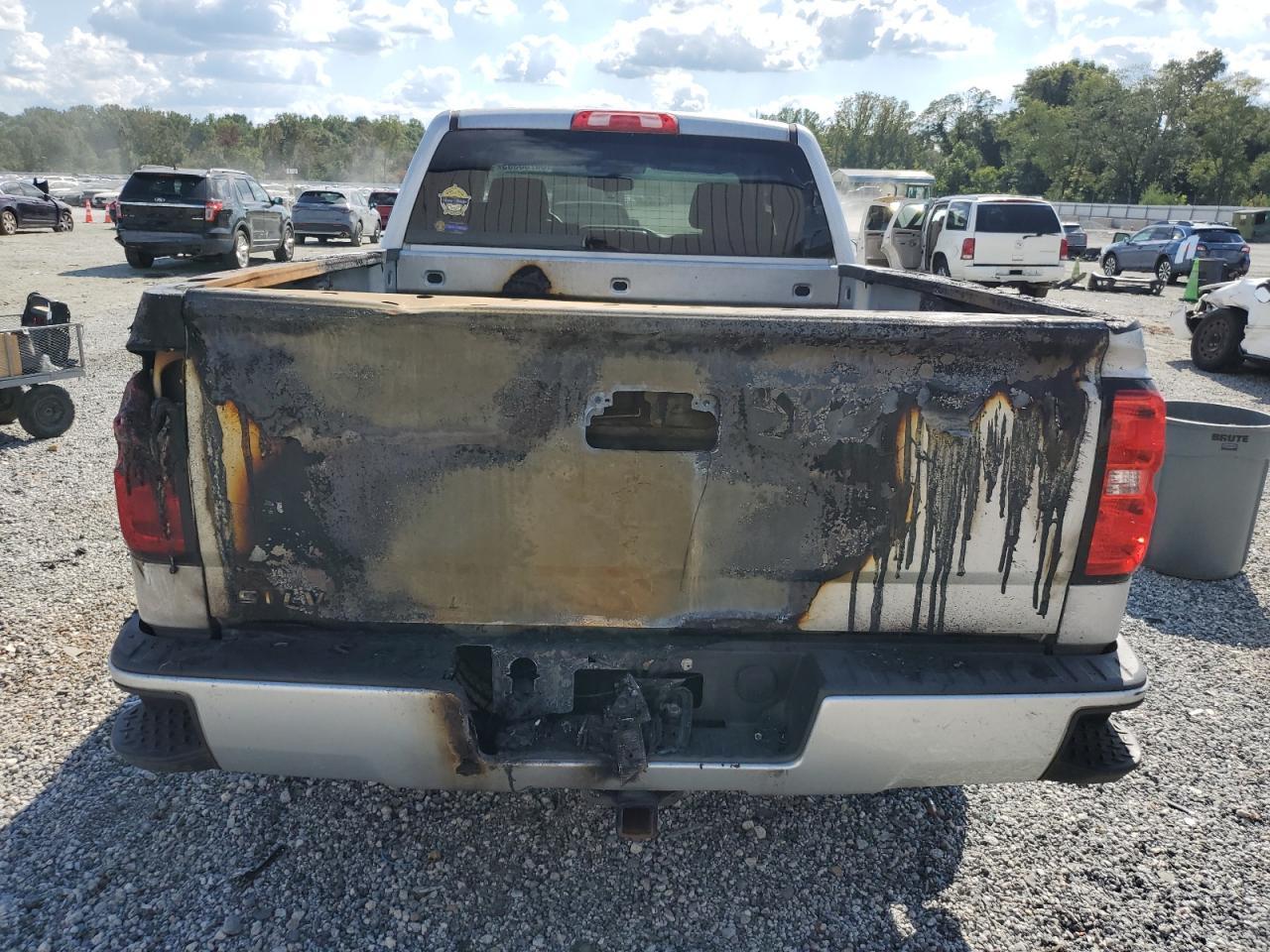 2017 Chevrolet Silverado C1500 Custom - Фото 6