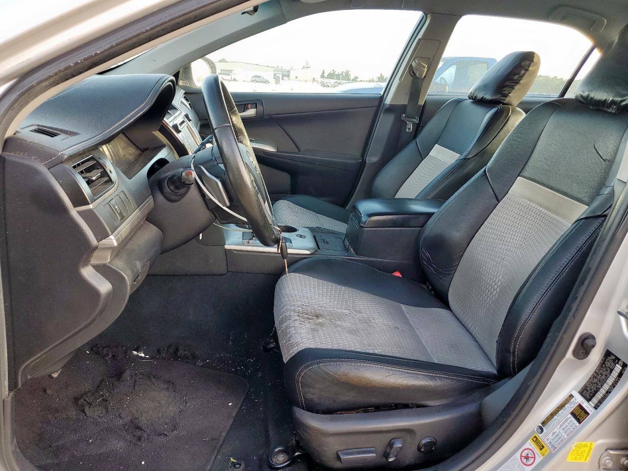 2014 Toyota Camry L - Фото 7