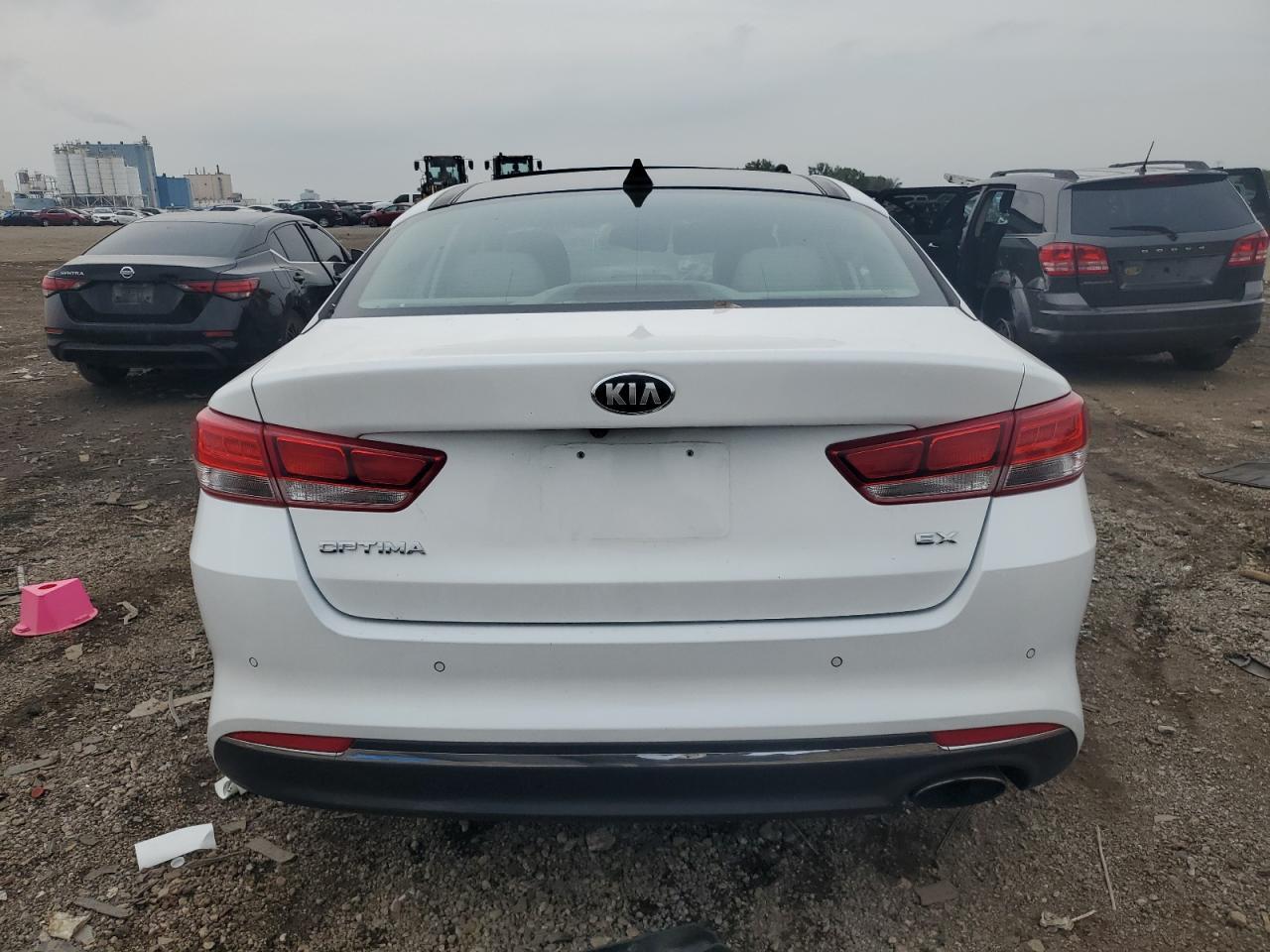 2018 Kia Optima Ex - Image 6