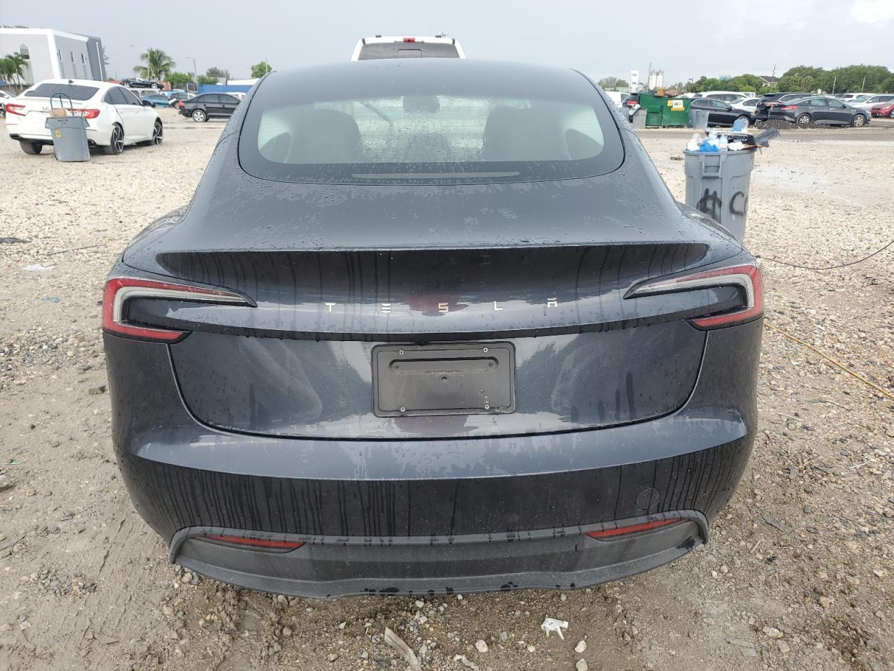 2024 Tesla Model 3 - Фото 6