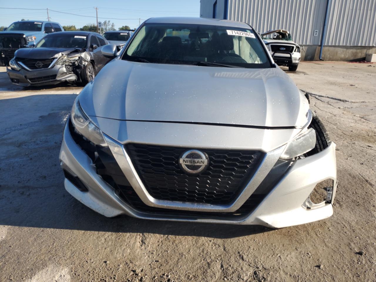 2020 Nissan Altima S - Image 5