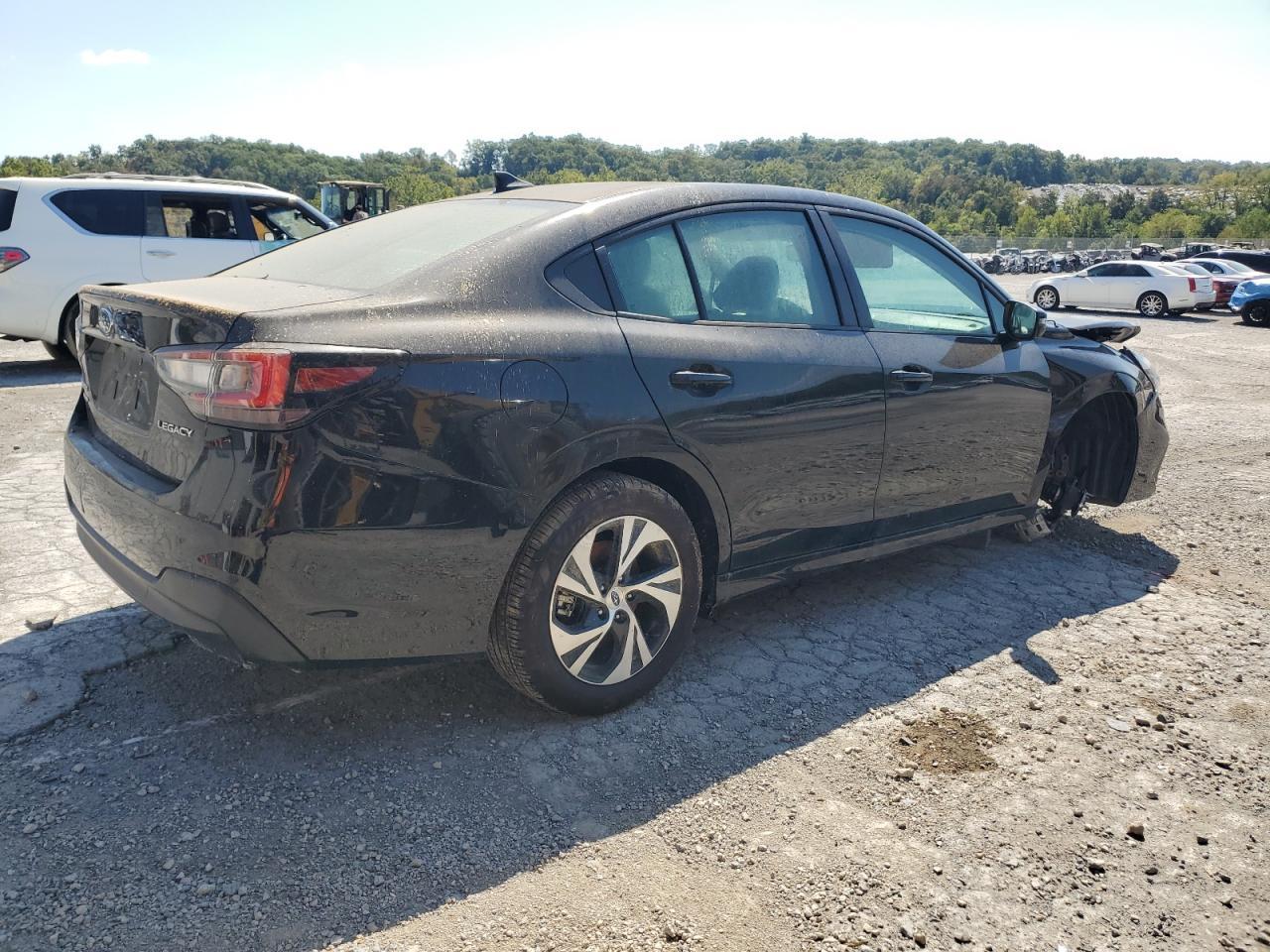 2025 Subaru Legacy Premium - Фото 3
